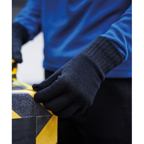 Knitted gloves Thumbnail