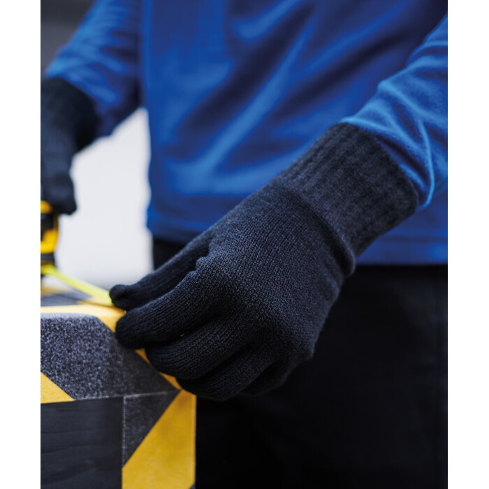 Knitted gloves Thumbnail